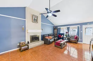16207 N Meadow Dr, Houston, TX 77073 - Photo 9