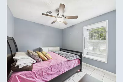 16207 N Meadow Drive, Houston, TX 77073 - Photo 15