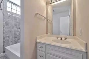 648 Westcross St, Houston, TX 77018 - Photo 7