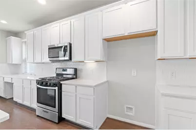 29650 Kynndal Shore Drive, Spring, TX 77386 - Photo 11