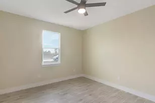 327 Rd 5840, Cleveland, TX 77327 - Photo 33