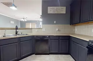 8030 Singing Sonnet Ln, Houston, TX 77072 - Photo 9
