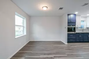 9111 Rentur Dr, Houston, TX 77031 - Photo 11