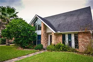 2814 Field Line Dr, Sugar Land, TX 77479 - Photo 3