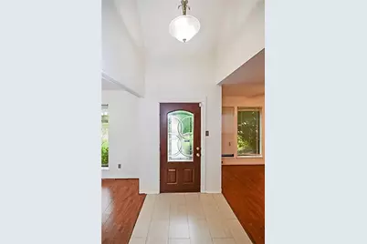 2814 Field Line Drive, Sugar Land, TX 77479 - Photo 5