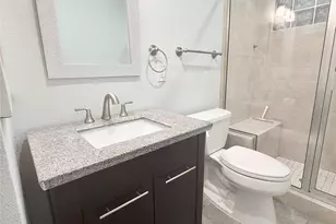 1417 Tremont St, Galveston, TX 77550 - Photo 11
