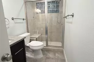 1417 Tremont St, Galveston, TX 77550 - Photo 9
