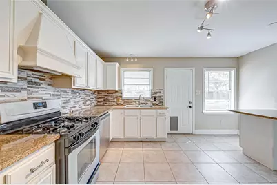 9349 Rosstown Way, Houston, TX 77080 - Photo 23