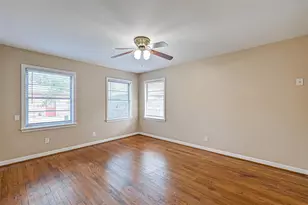 9349 Rosstown Way, Houston, TX 77080 - Photo 11