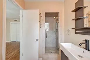 9349 Rosstown Way, Houston, TX 77080 - Photo 27