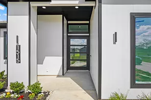 1515 Waco St, Dayton, TX 77535 - Photo 5