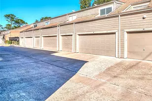 6601 Sands Point Dr, Houston, TX 77074 - Photo 15