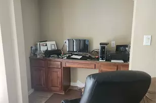 4627 Lake Knoll Ct, Sugar Land, TX 77479 - Photo 9