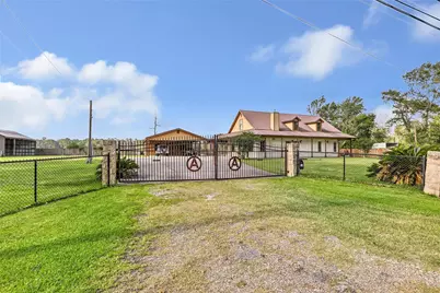 311 Pine Forest Drive, Crosby, TX 77532 - Photo 49