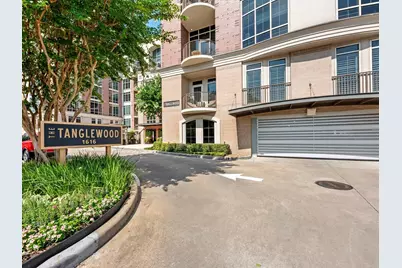 1616 Fountain View Drive #209, Houston, TX 77057 - Photo 21