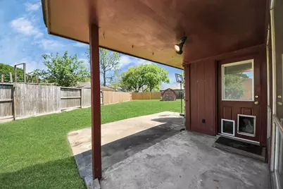 2406 Duchess Way, Stafford, TX 77477 - Photo 9