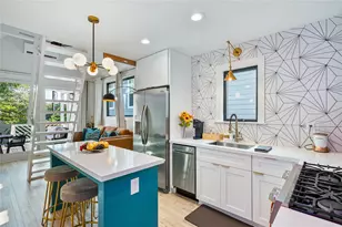 3817 Avenue R, Galveston, TX 77550 - Photo 9