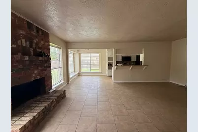 414 Dogwood Street, Lake Jackson, TX 77566 - Photo 5