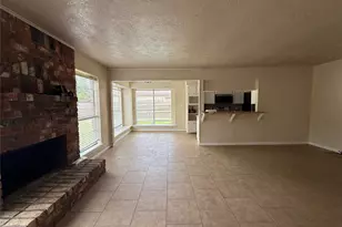 414 Dogwood St, Lake Jackson, TX 77566 - Photo 5