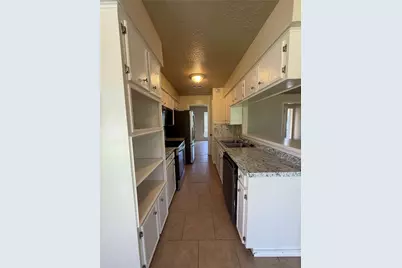 414 Dogwood Street, Lake Jackson, TX 77566 - Photo 7