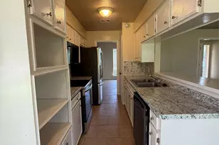 414 Dogwood St, Lake Jackson, TX 77566 - Photo 7