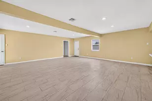 2302 Norman St, Pasadena, TX 77506 - Photo 13