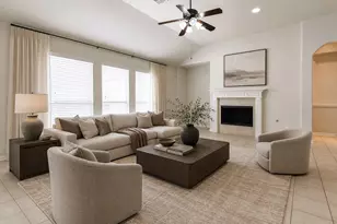 12905 Quail Creek Dr, Pearland, TX 77584 - Photo 5