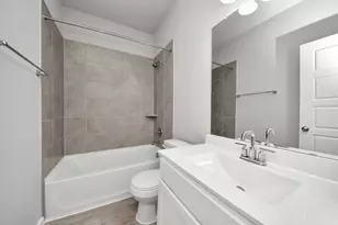 2511 Shining Spur Ct, Alvin, TX 77511 - Photo 17