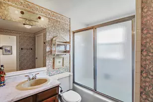 405 Park St, Anahuac, TX 77514 - Photo 27