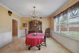 405 Park St, Anahuac, TX 77514 - Photo 11