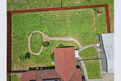 405 Park Street, Anahuac, TX 77514 - Photo 37