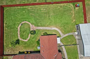 405 Park St, Anahuac, TX 77514 - Photo 37