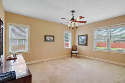 405 Park Street, Anahuac, TX 77514 - Photo 21