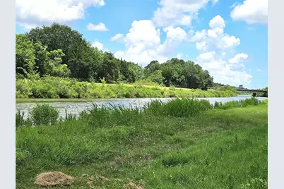 5015 Ghinaudo Road, Hitchcock, TX 77563 - Photo 1