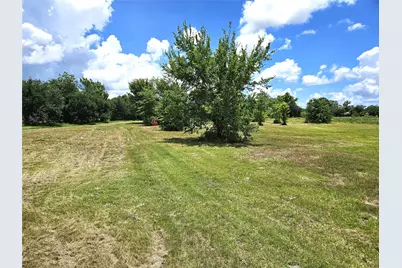 5015 Ghinaudo Road, Hitchcock, TX 77563 - Photo 11