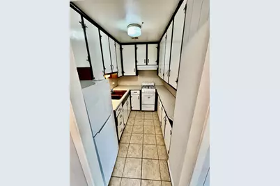 116 W Davitt Street #4, Eagle Lake, TX 77434 - Photo 3