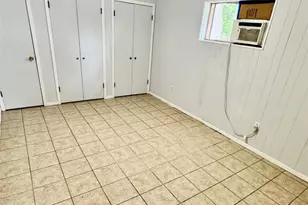 116 W Davitt St, Eagle Lake, TX 77434 - Photo 7