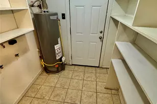 116 W Davitt St, Eagle Lake, TX 77434 - Photo 11