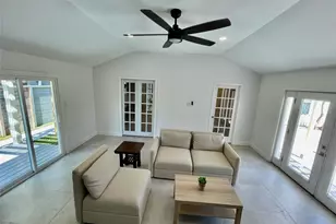 1635 Chippendale Rd, Houston, TX 77018 - Photo 37