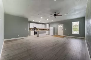 4323 Continental Dr, Houston, TX 77072 - Photo 3