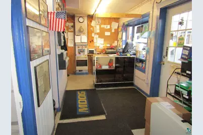 3 E Sheridan St, Ely, MN 55731 - Photo 33