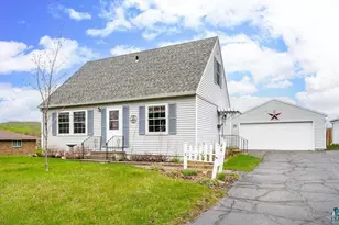 33 Nelson Dr, Silver Bay, MN 55614 - Photo 3