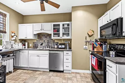 3801 W 5th St, Duluth, MN 55807 - Photo 21