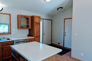 332 Hickory St, Duluth, MN 55811 - Photo 3