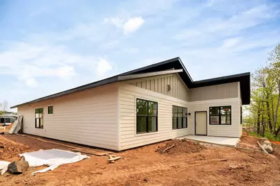 125 Goldys Way, Duluth, MN 55807 - Photo 5