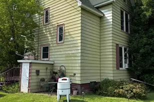 836 7th Ave, Two Harbors, MN 55616 - Photo 5