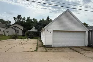 809 N 16th St, Virginia, MN 55792 - Photo 11