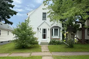 809 N 16th St, Virginia, MN 55792 - Photo 1