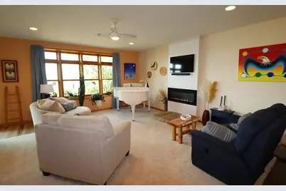 2729 Lake Shore Dr E #4, Ashland, WI 54806 - Photo 15