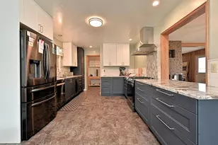 7 Kent Ln, Silver Bay, MN 55603 - Photo 11